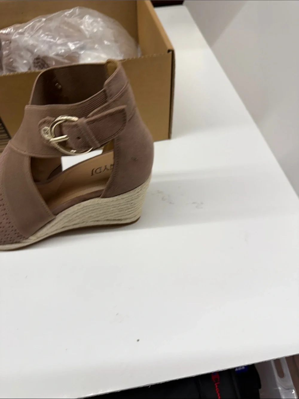 NEW NYDJ Blush Taupe Espadrille Wedge Sandals with Cross-Strap 8.5